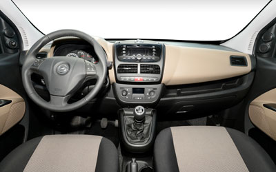 Opel Combo auto līzings | Sixt Leasing